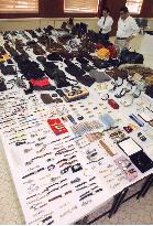 4 Chinese men given fresh arrest warrant in theft